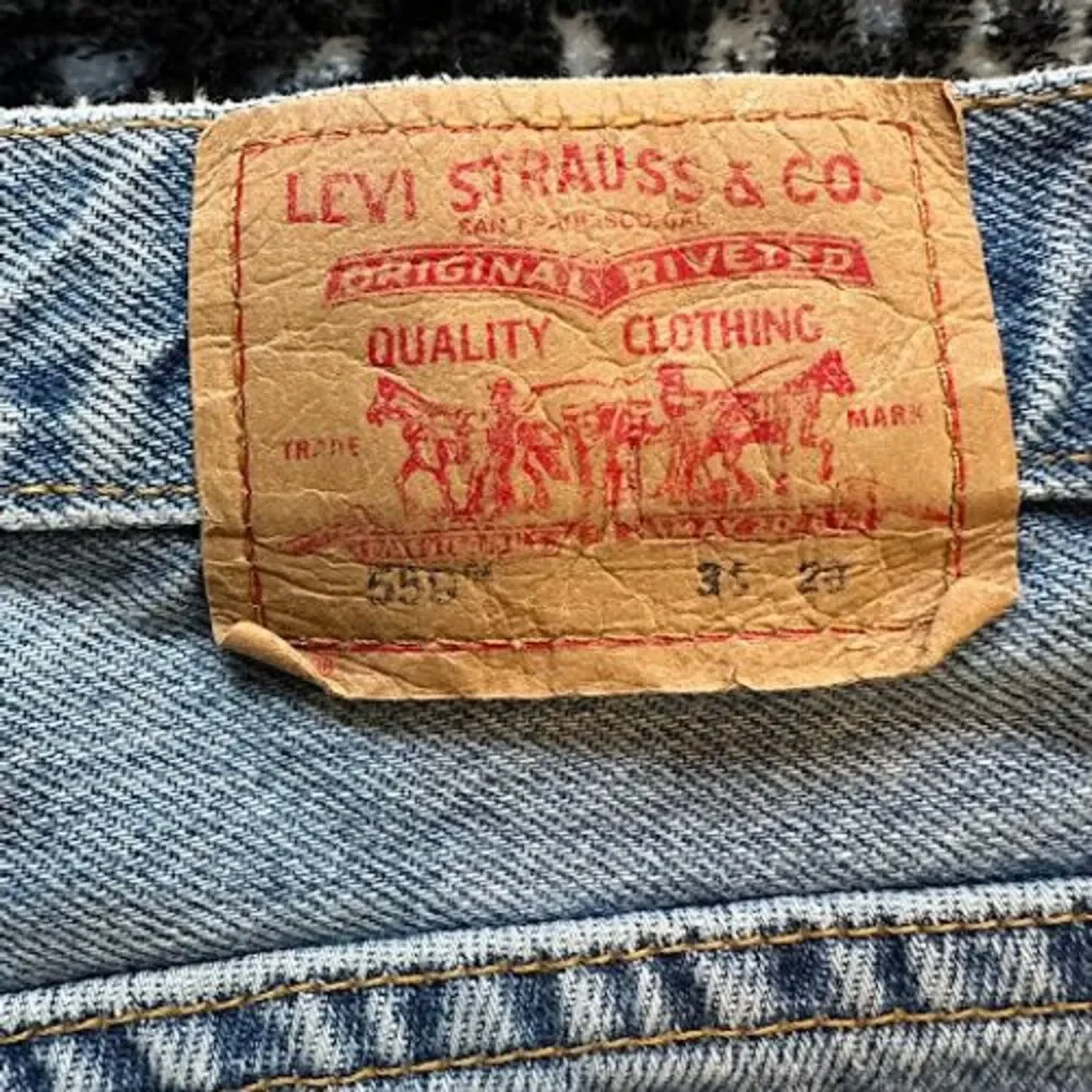 Levi Light Washed Baggy‎ Style Jeans!